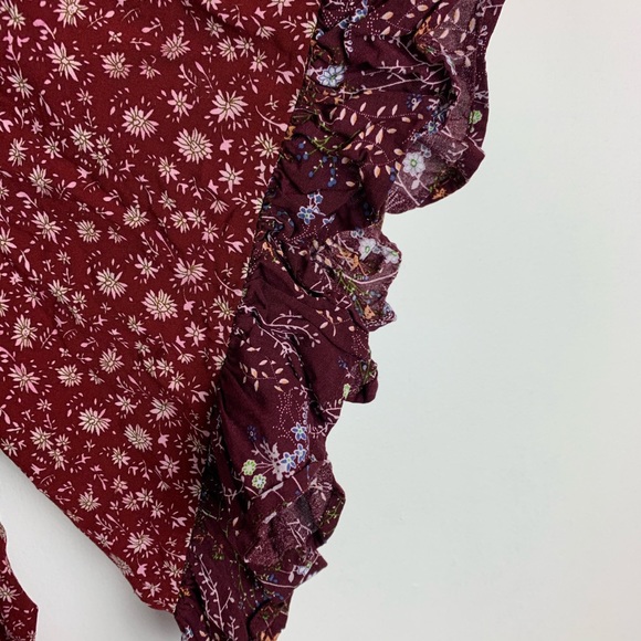 Easel Floral Ruffled Sleeve Blouse Size Large ! - Picture 4 of 6